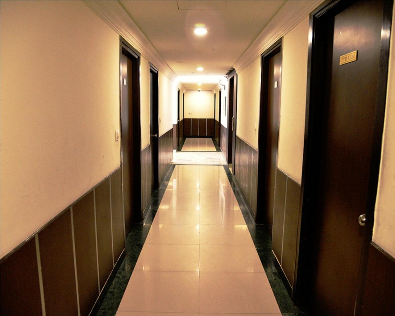 Hotel Shiva Residency Dehradun Esterno foto