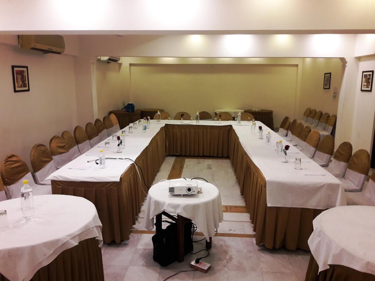 Hotel Shiva Residency Dehradun Esterno foto