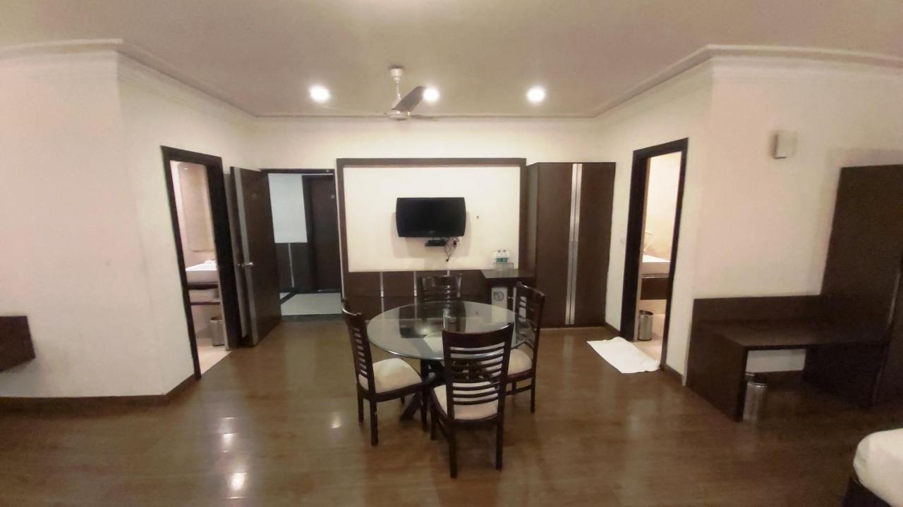 Hotel Shiva Residency Dehradun Esterno foto
